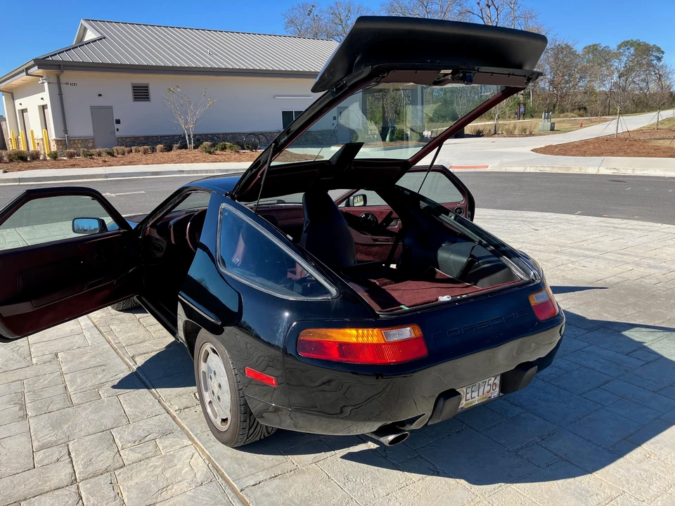 1988 Porsche 928 S4 - Image 17 of 31
