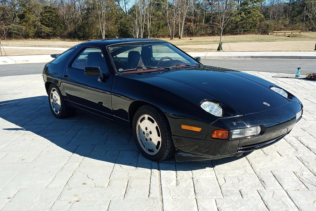 1988 Porsche 928 S4 - Image 13 of 31