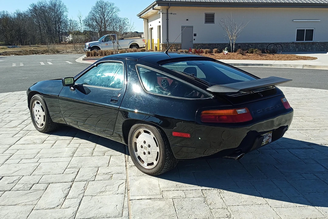 1988 Porsche 928 S4 - Image 9 of 31