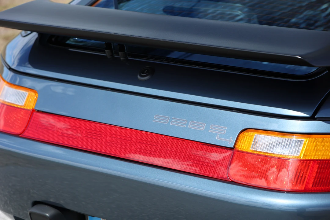1988 Porsche 928 S4 - Image 15 of 31