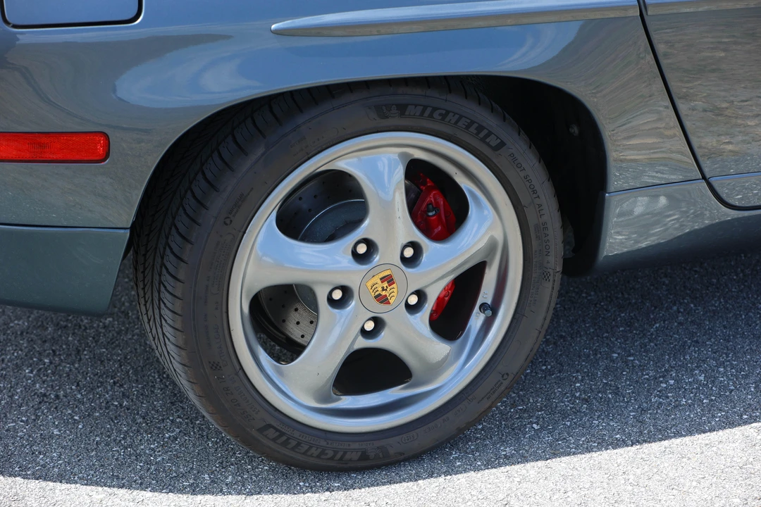 1988 Porsche 928 S4 - Image 17 of 31