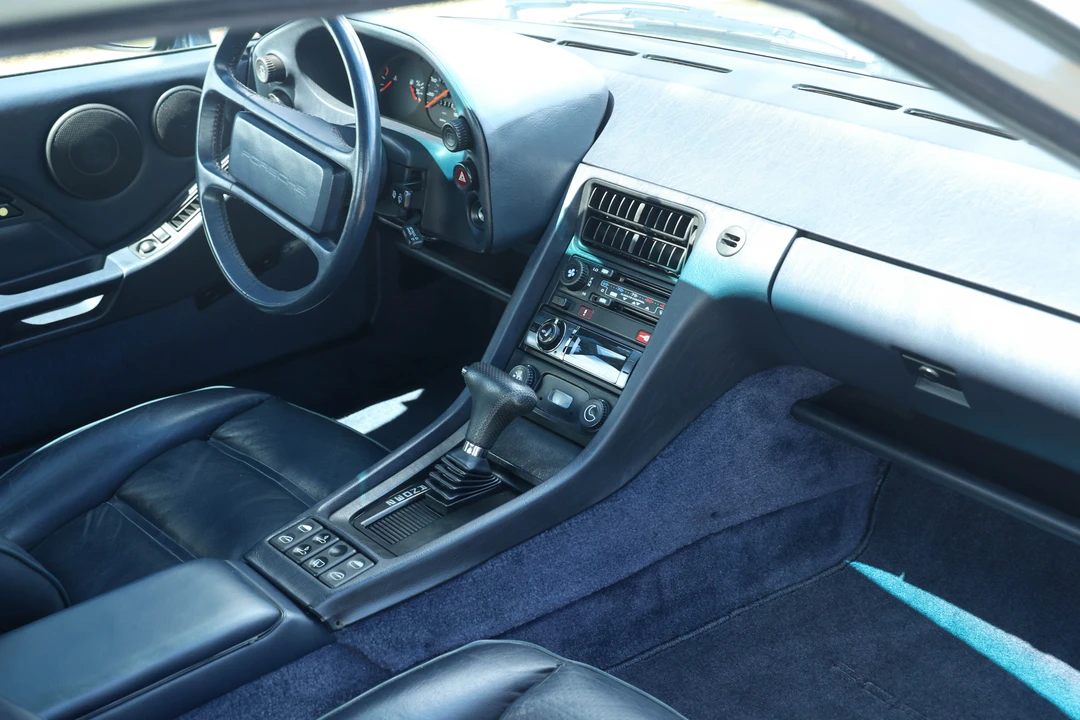 1988 Porsche 928 S4 - Image 30 of 31