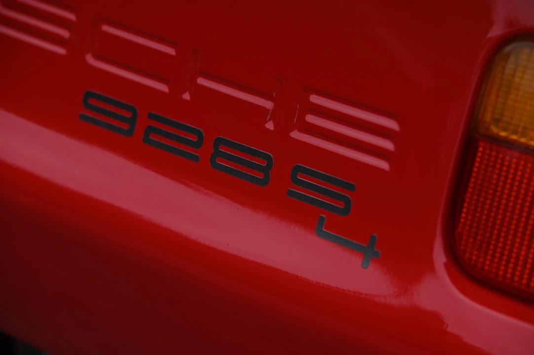 1988 Porsche 928 S4 - Image 28 of 31