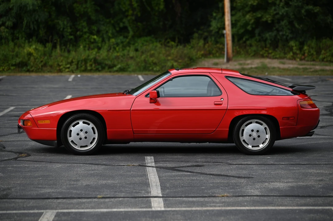 1988 Porsche 928 S4 - Image 3 of 31