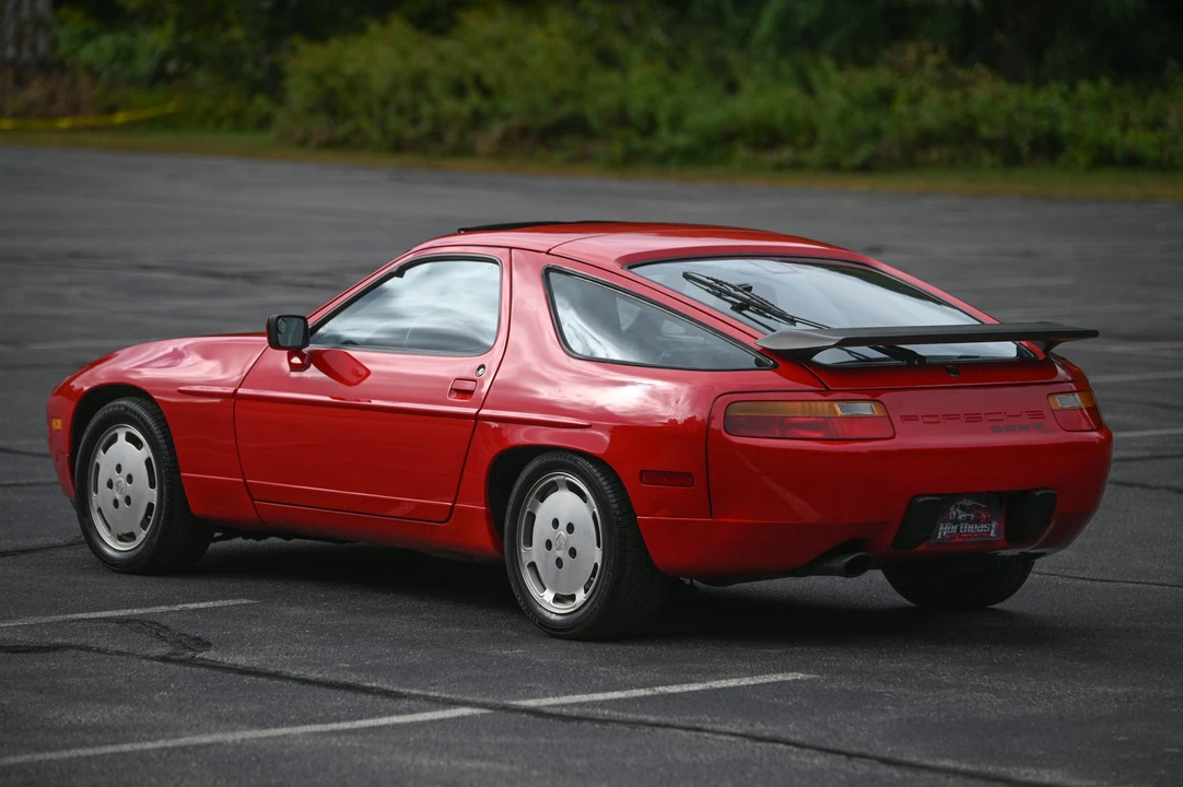 1988 Porsche 928 S4 - Image 4 of 31