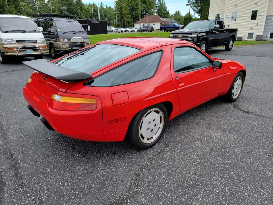1988 Porsche 928 S4 - Image 15 of 31
