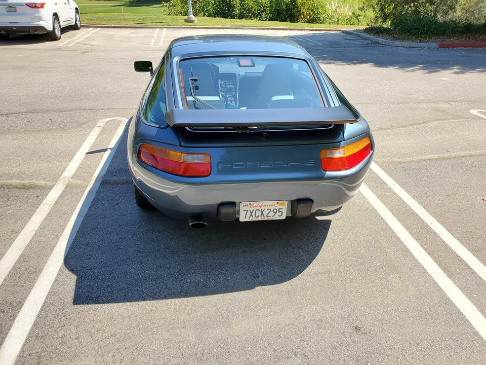 1988 Porsche 928 S4 - Image 15 of 31
