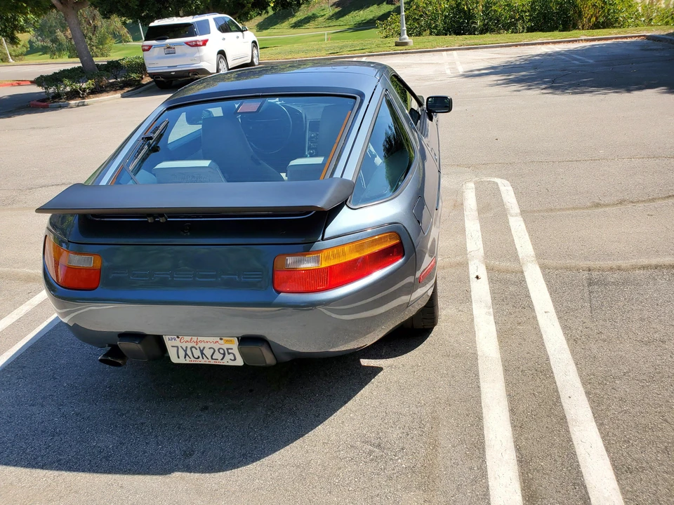 1988 Porsche 928 S4 - Image 18 of 31