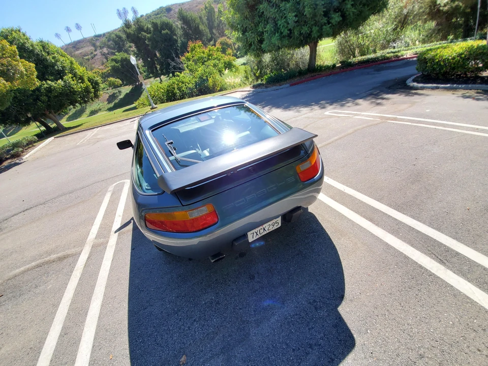 1988 Porsche 928 S4 - Image 14 of 31