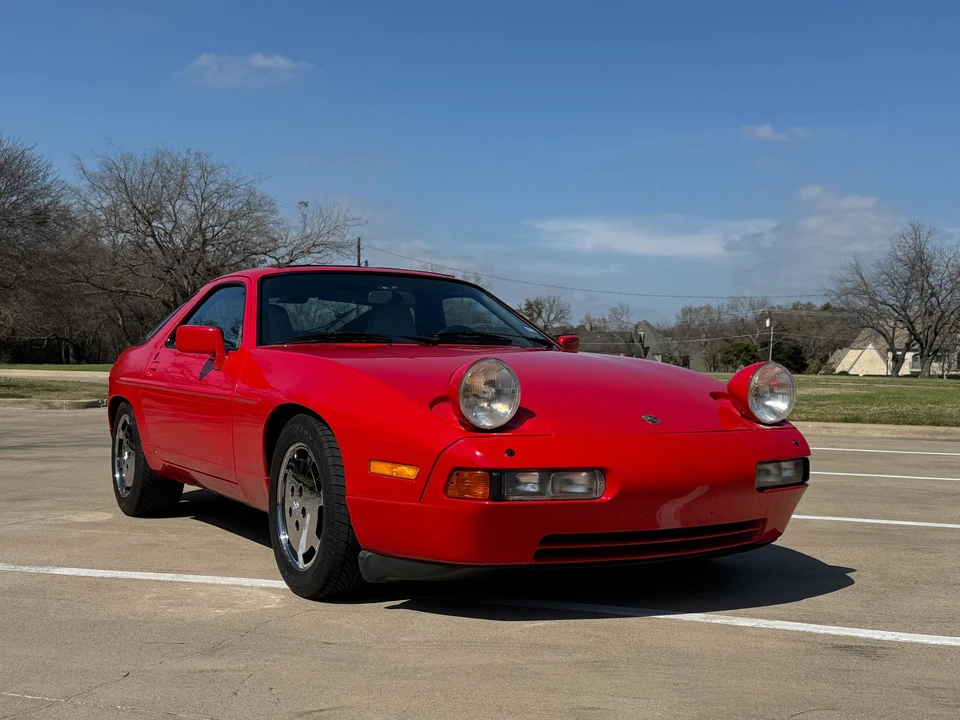 1988 Porsche 928 S4 - Image 8 of 31