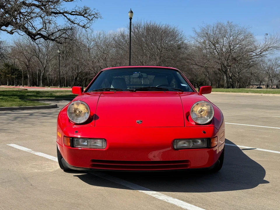 1988 Porsche 928 S4 - Image 9 of 31