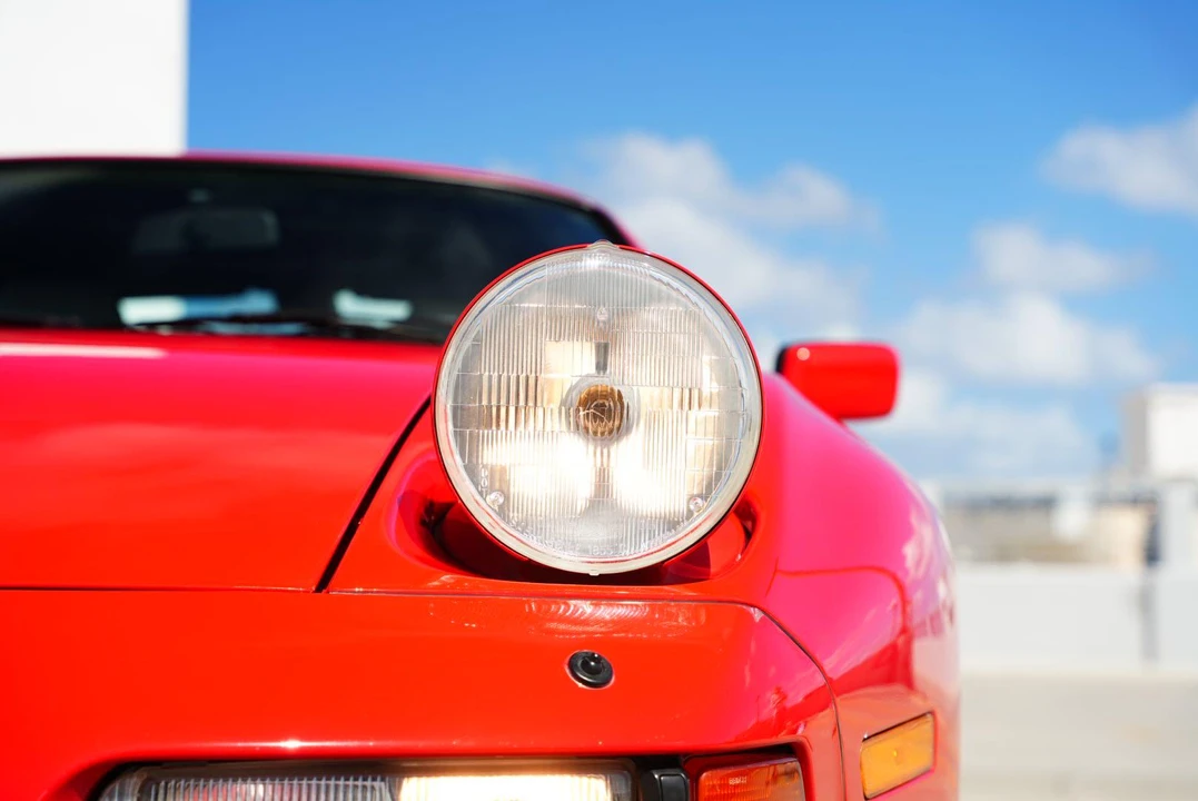 1988 Porsche 928 S4 - Image 30 of 31