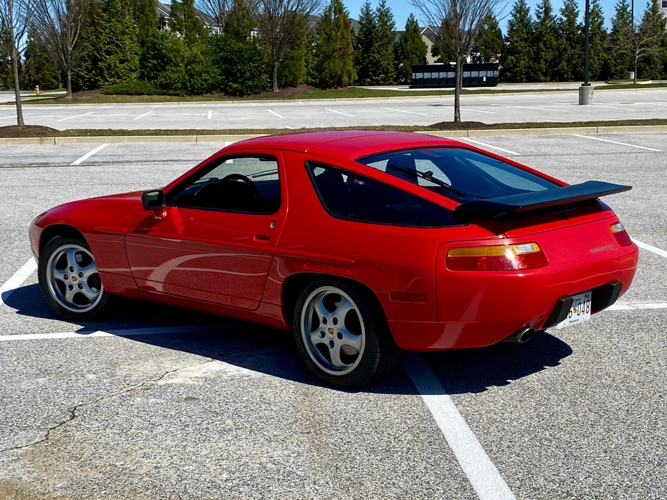 1988 Porsche 928 S4 - Image 16 of 31