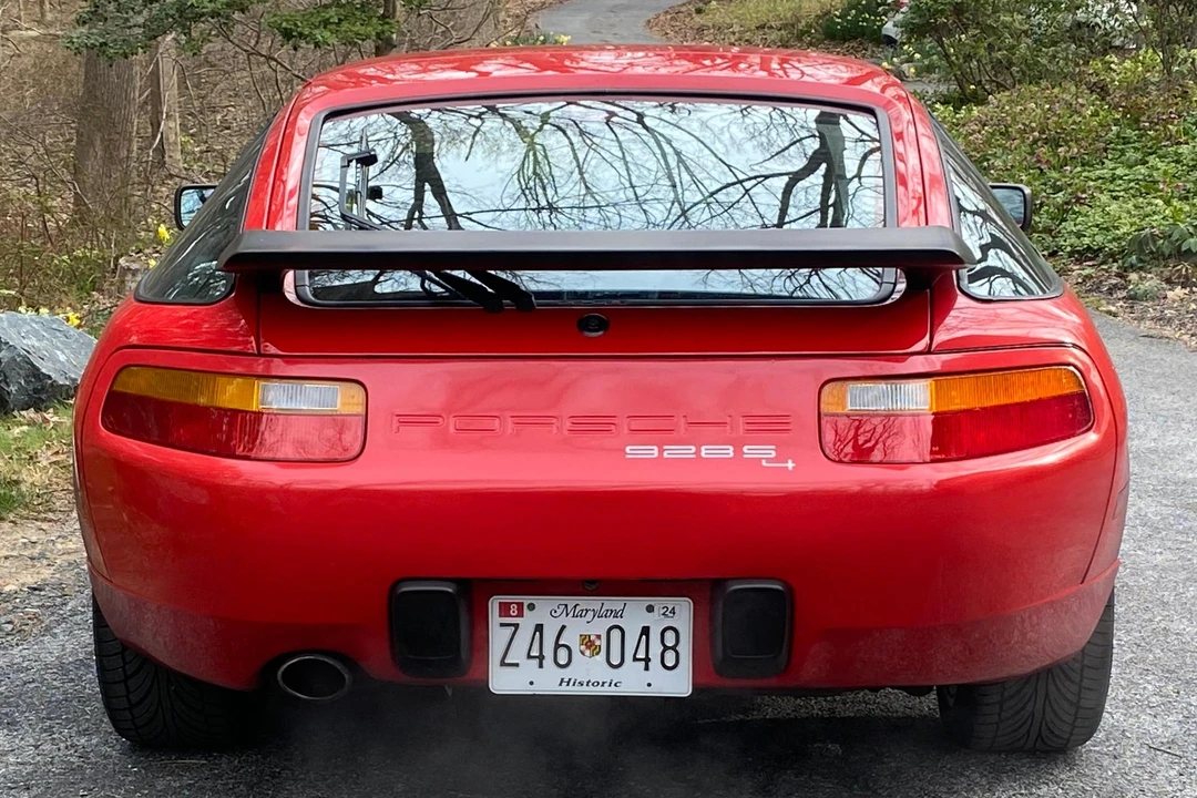 1988 Porsche 928 S4 - Image 5 of 31