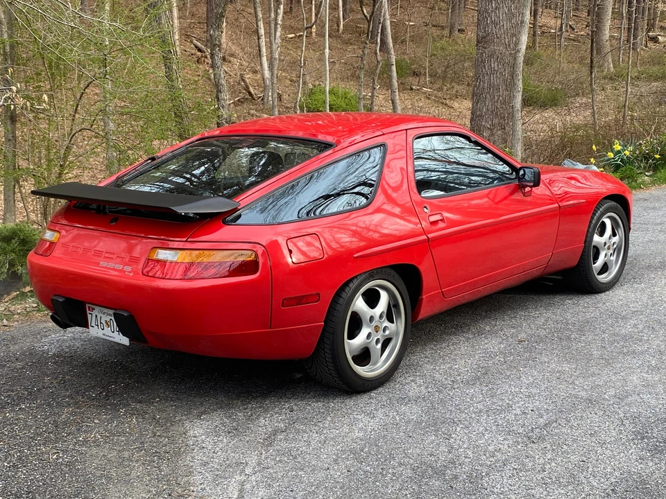 1988 Porsche 928 S4 - Image 8 of 31