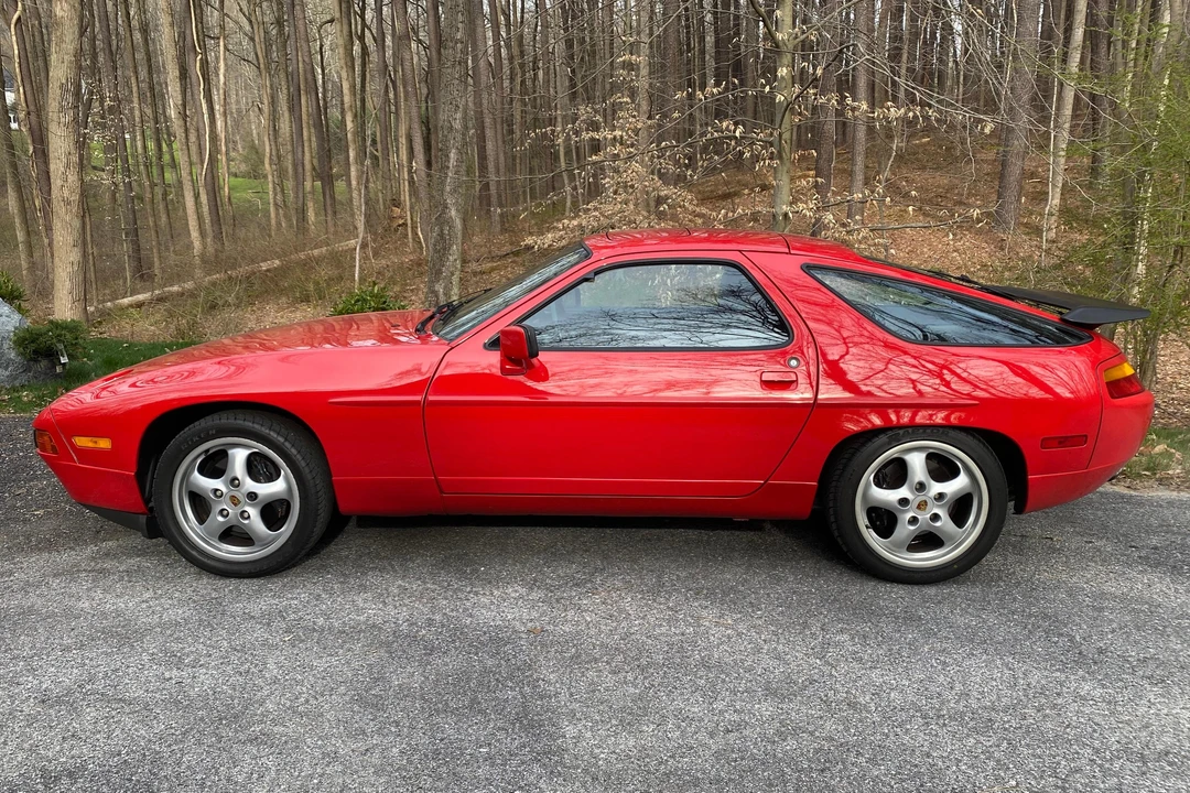 1988 Porsche 928 S4 - Image 3 of 31