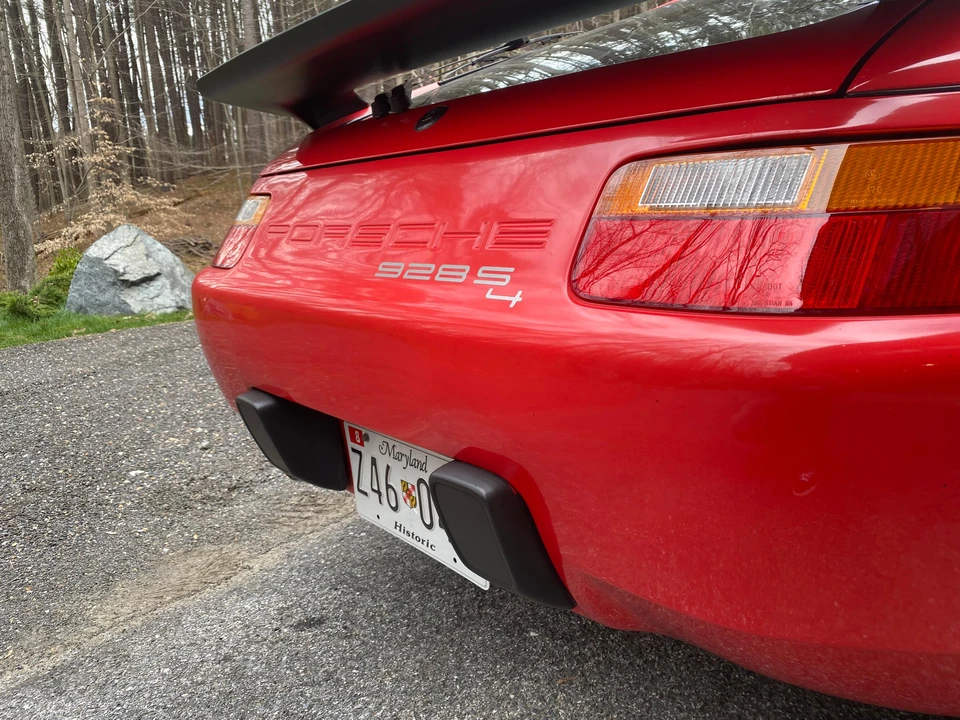 1988 Porsche 928 S4 - Image 30 of 31