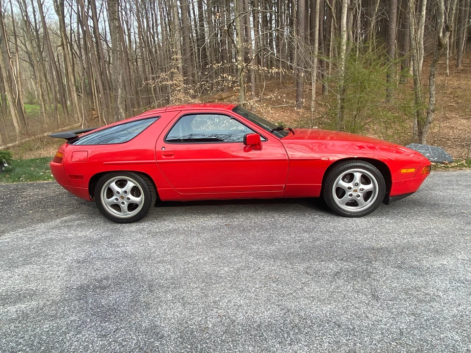 1988 Porsche 928 S4 - Image 11 of 31