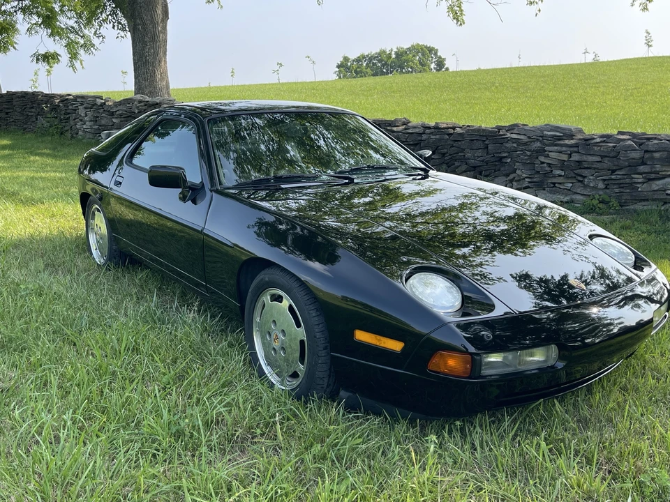 1988 Porsche 928 S4 - Image 7 of 31