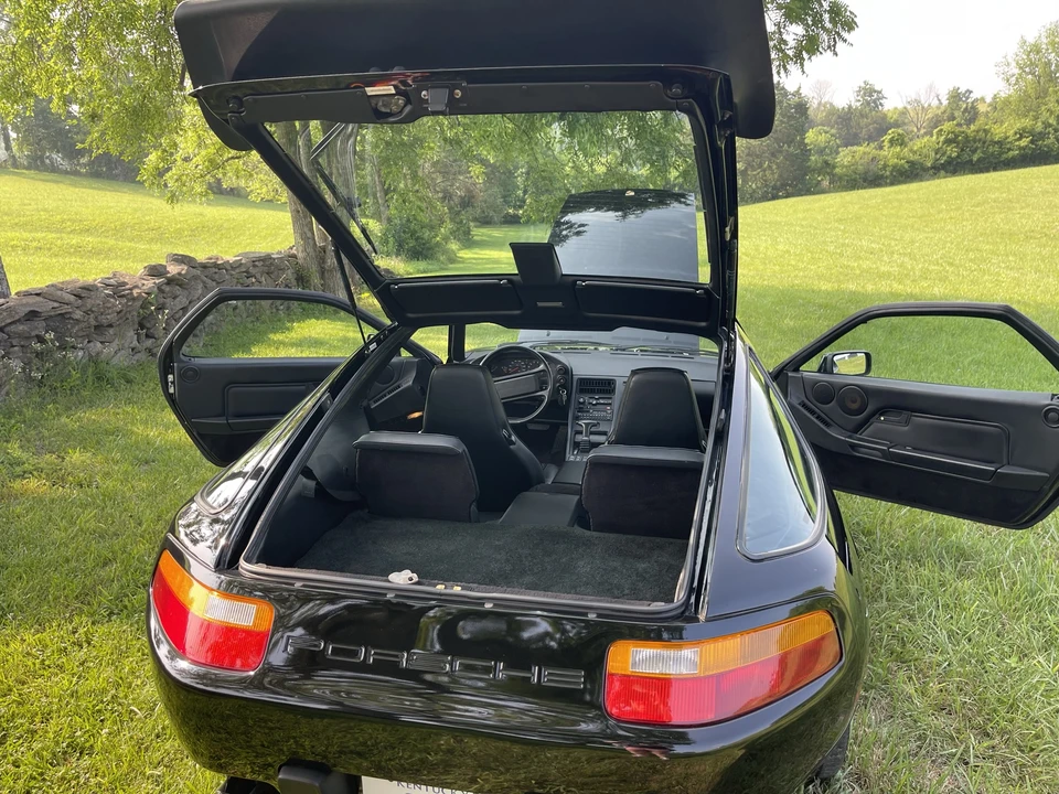 1988 Porsche 928 S4 - Image 28 of 31