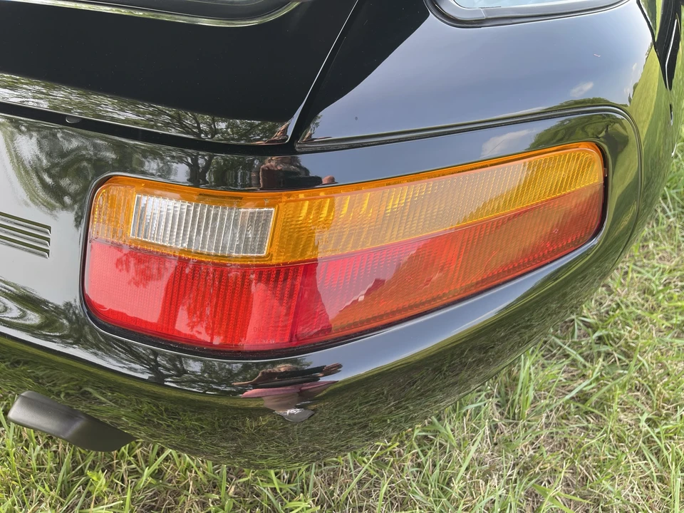 1988 Porsche 928 S4 - Image 30 of 31