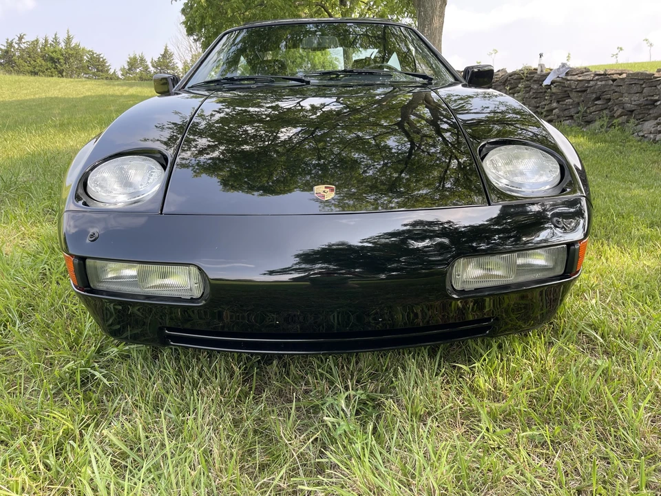 1988 Porsche 928 S4 - Image 11 of 31