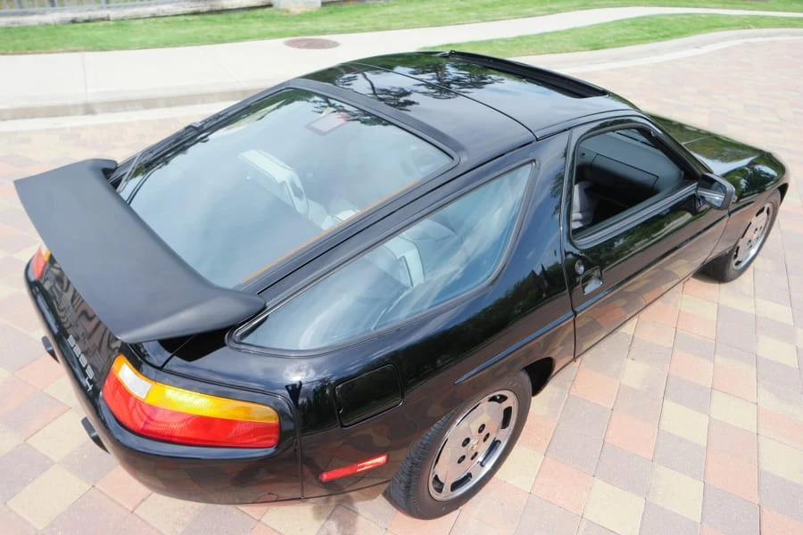 1988 Porsche 928 S4 - Image 7 of 9