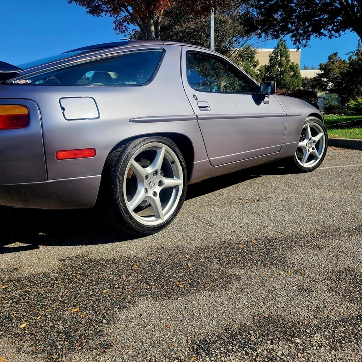 1988 Porsche 928 S4 - Image 4 of 28