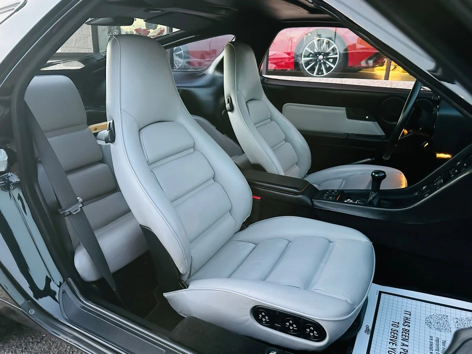 1988 Porsche 928 S4 - Image 7 of 22