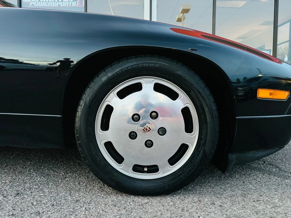 1988 Porsche 928 S4 - Image 18 of 22