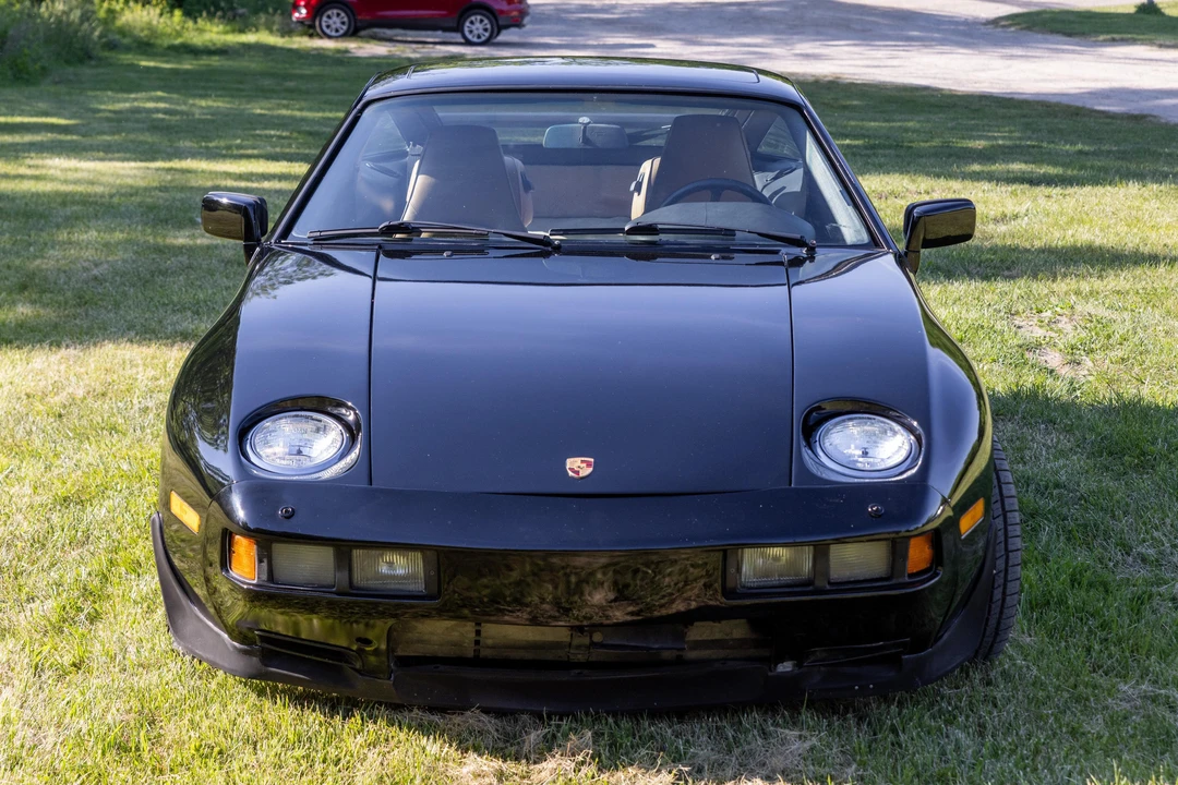 1988 Porsche 928 S4 - Image 2 of 31