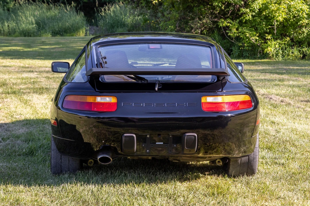 1988 Porsche 928 S4 - Image 5 of 31