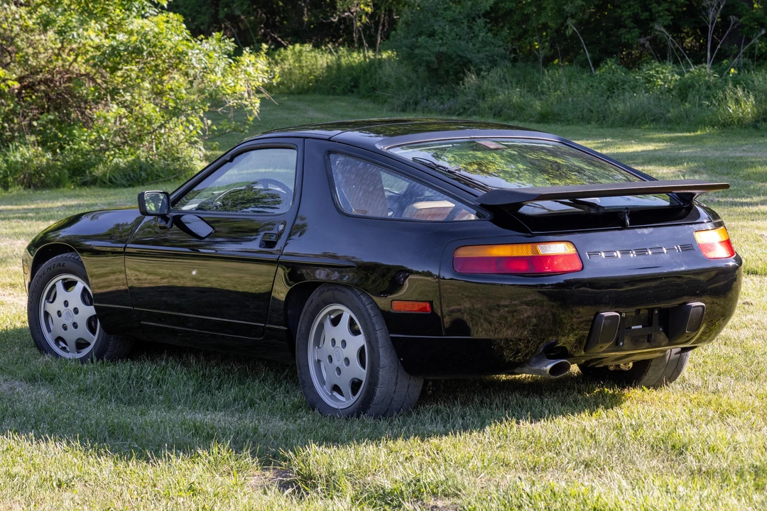 1988 Porsche 928 S4 - Image 4 of 31