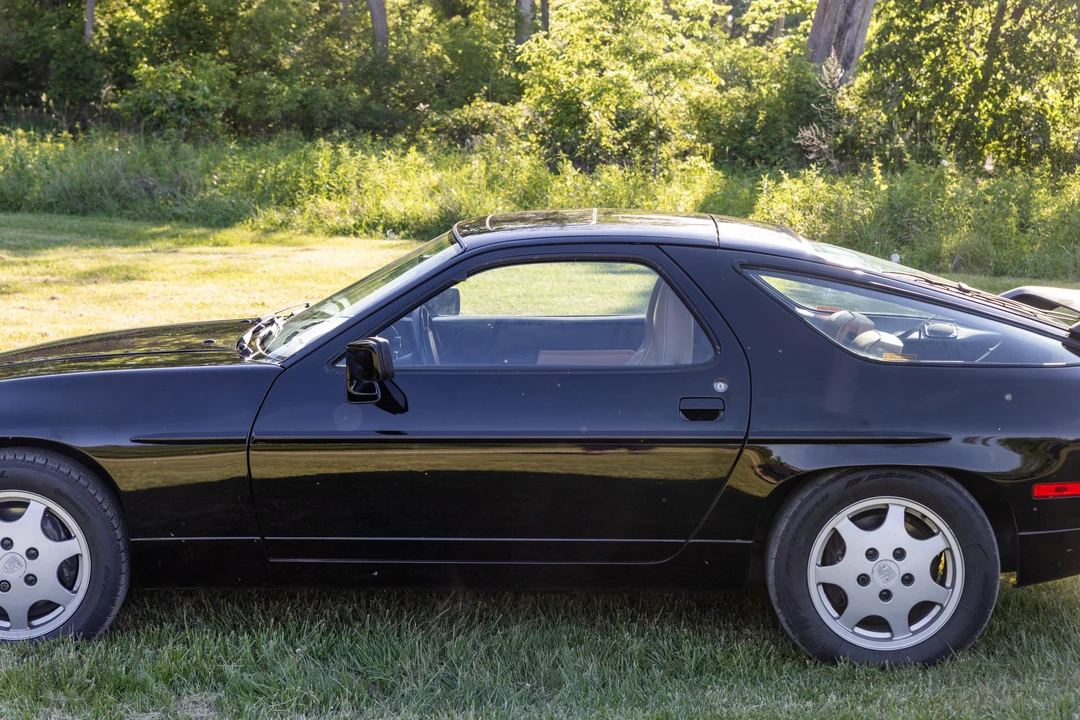 1988 Porsche 928 S4 - Image 22 of 31