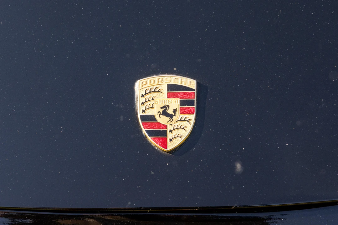 1988 Porsche 928 S4 - Image 15 of 31