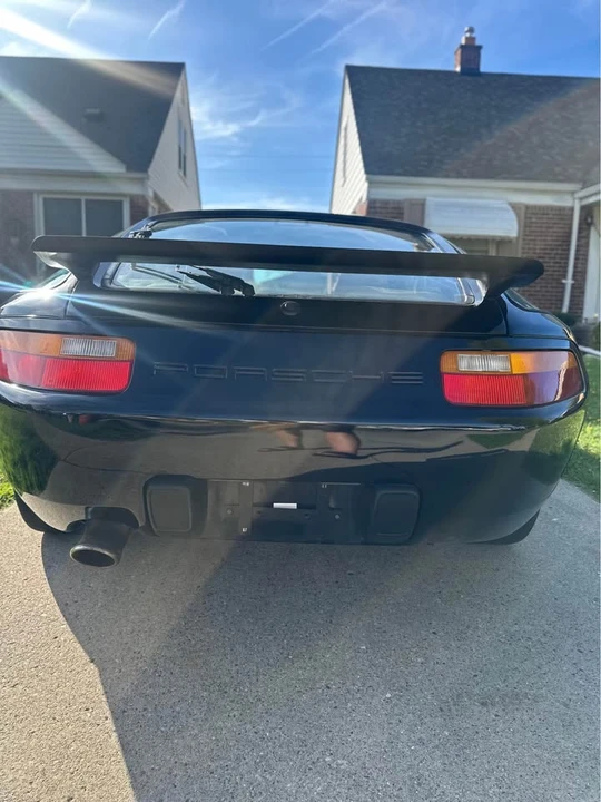 1988 Porsche 928 S4 - Image 17 of 20