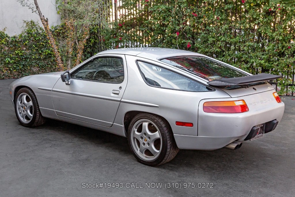 1988 Porsche 928 S4 - Image 7 of 12