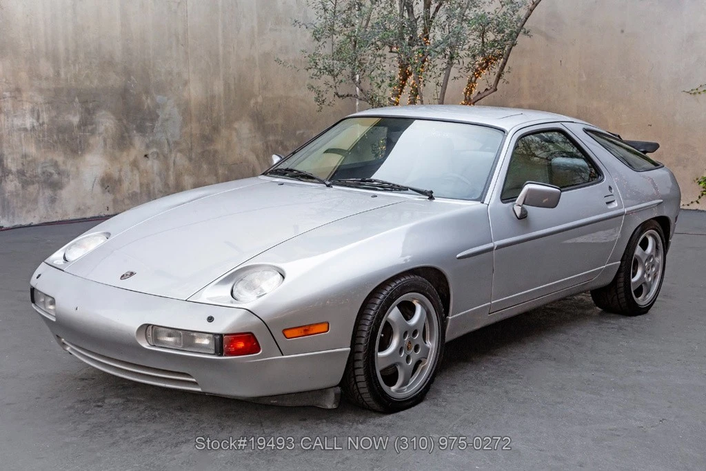 1988 Porsche 928 S4 - Image 8 of 12