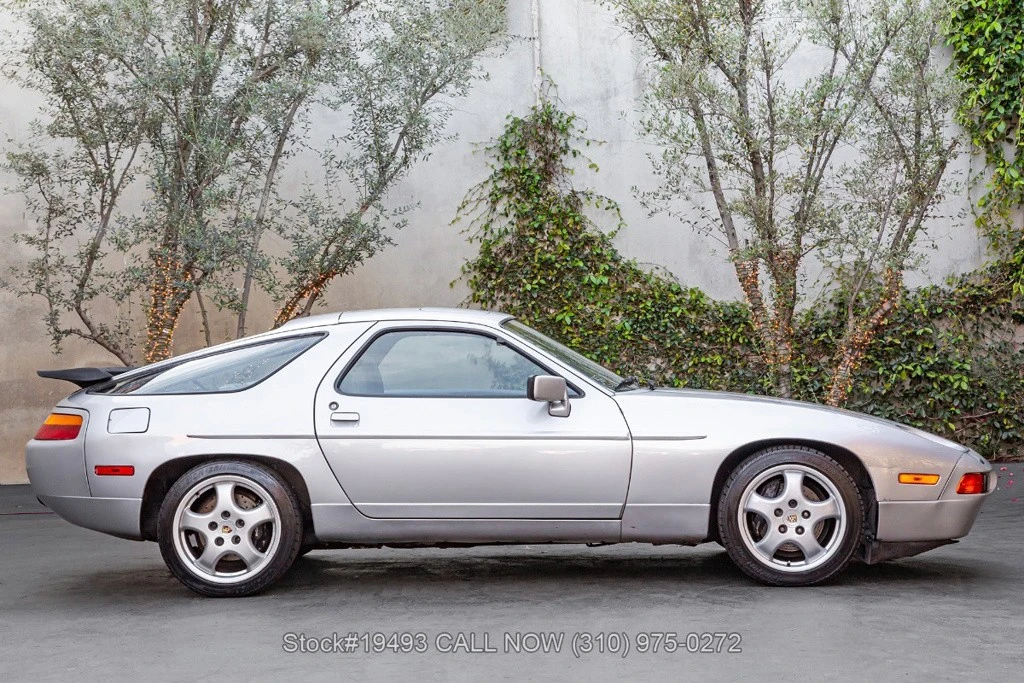 1988 Porsche 928 S4 - Image 4 of 12