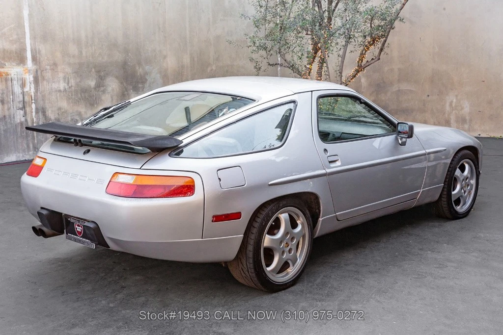 1988 Porsche 928 S4 - Image 5 of 12