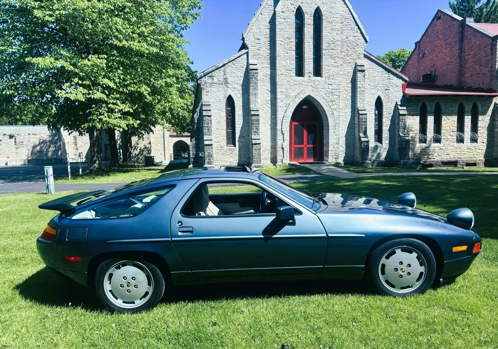 1988 Porsche 928 S4 - Image 11 of 31