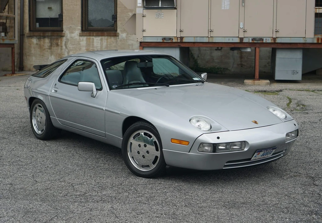 1988 Porsche 928 S4 - Image 15 of 31