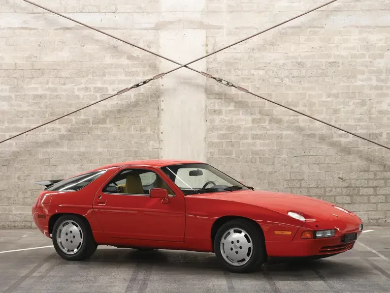 1988 Porsche 928 S4 - Image 2 of 10