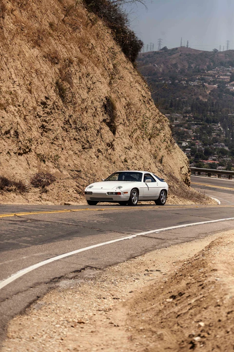 1988 Porsche 928 S4 - Image 19 of 31