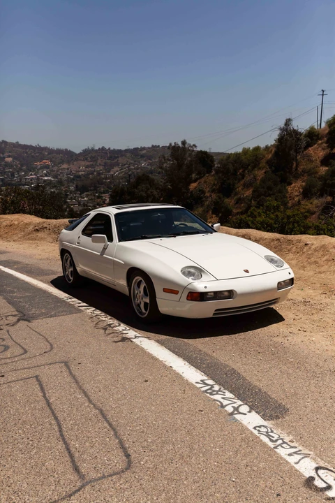 1988 Porsche 928 S4 - Image 2 of 31