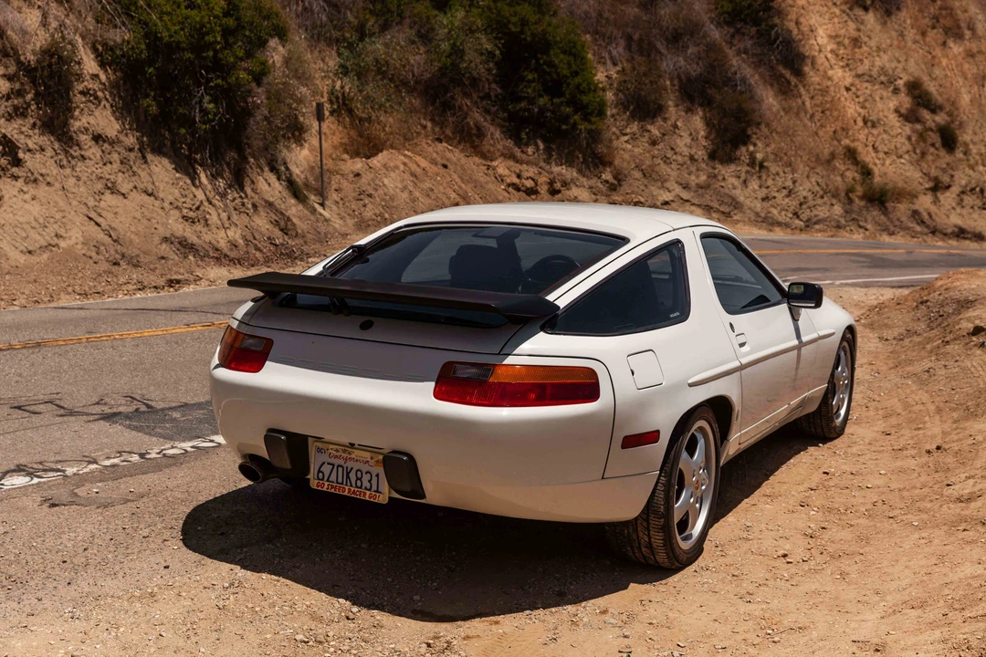 1988 Porsche 928 S4 - Image 23 of 31