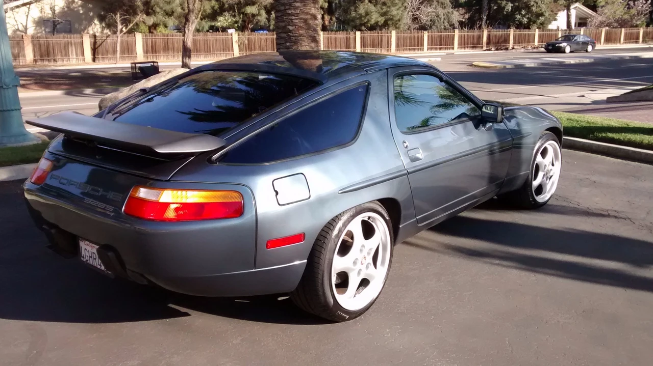 1988 Porsche 928 S4 - Image 13 of 31