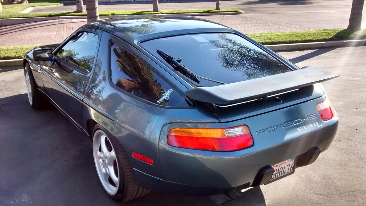 1988 Porsche 928 S4 - Image 11 of 31
