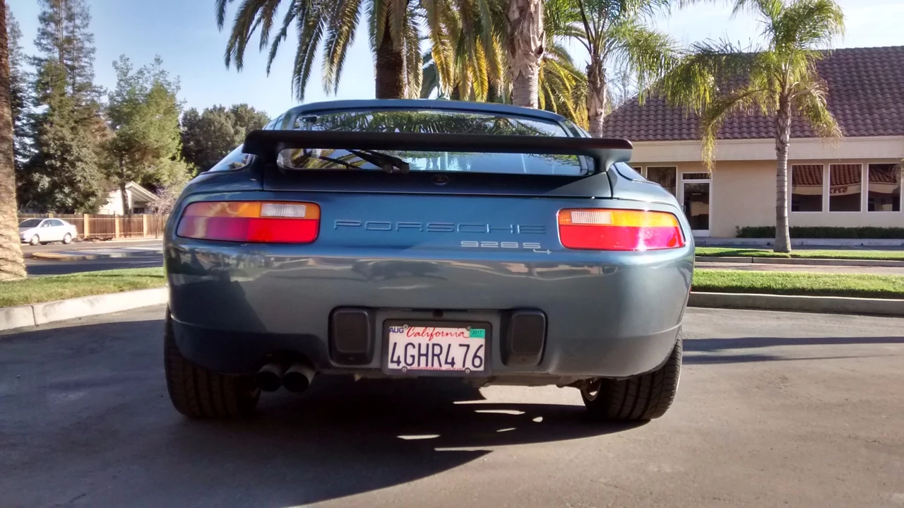 1988 Porsche 928 S4 - Image 15 of 31