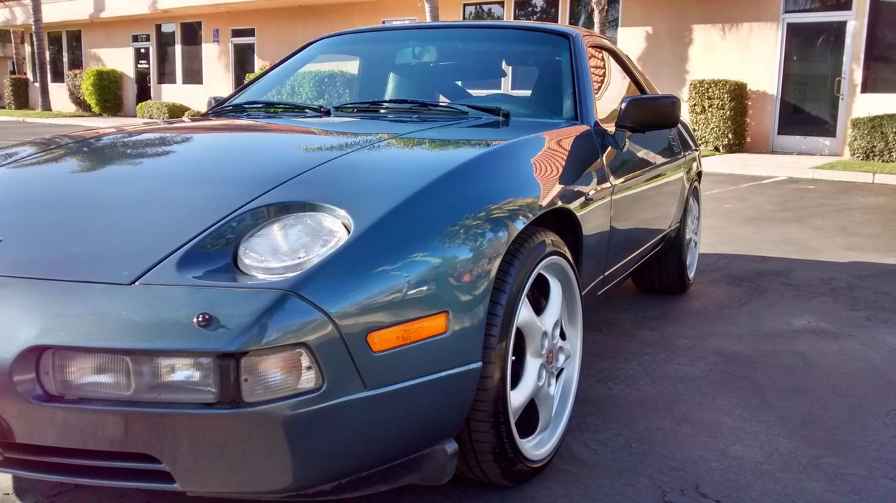 1988 Porsche 928 S4 - Image 18 of 31